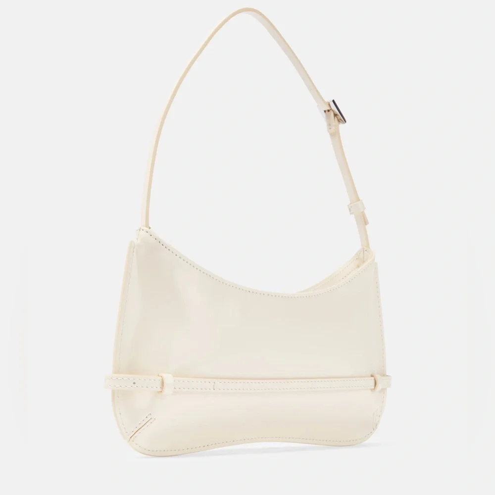Off-White Le Chouchou “Le Bisou Ceinture” Bag - Picture 4 of 7